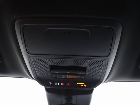 New 2026 Chevrolet Traverse LT w/ Sun and Wheel Package image 19