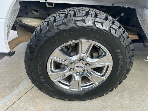 Used 2015 Ford F150 XLT w/ Equipment Group 302A Luxury RWD image 62