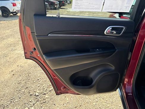 Used 2019 Jeep Grand Cherokee Limited w/ Trailer Tow Group IV AWD/4WD image 20