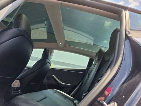 Used 2025 Tesla Model 3 Long Range RWD image 29