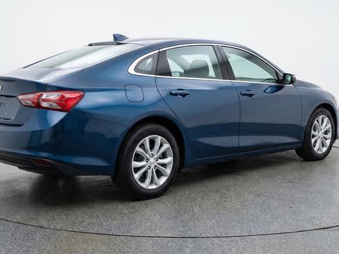 Used 2023 Chevrolet Malibu LT image 9