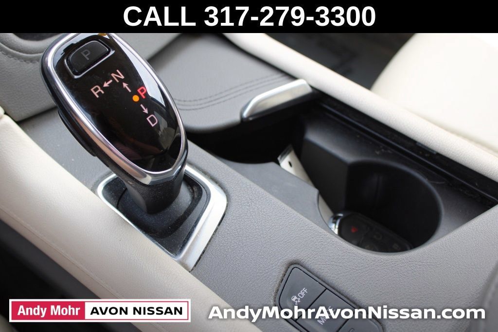 Used 2018 Cadillac XT5 Luxury w/ Driver Awareness Package AWD/4WD image 43