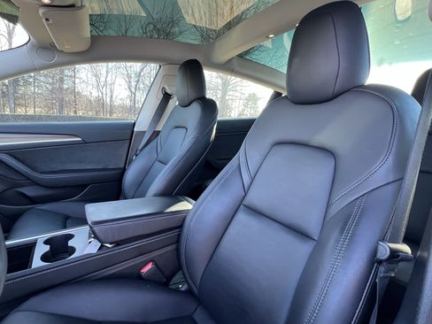 Used 2023 Tesla Model 3 Performance image 16