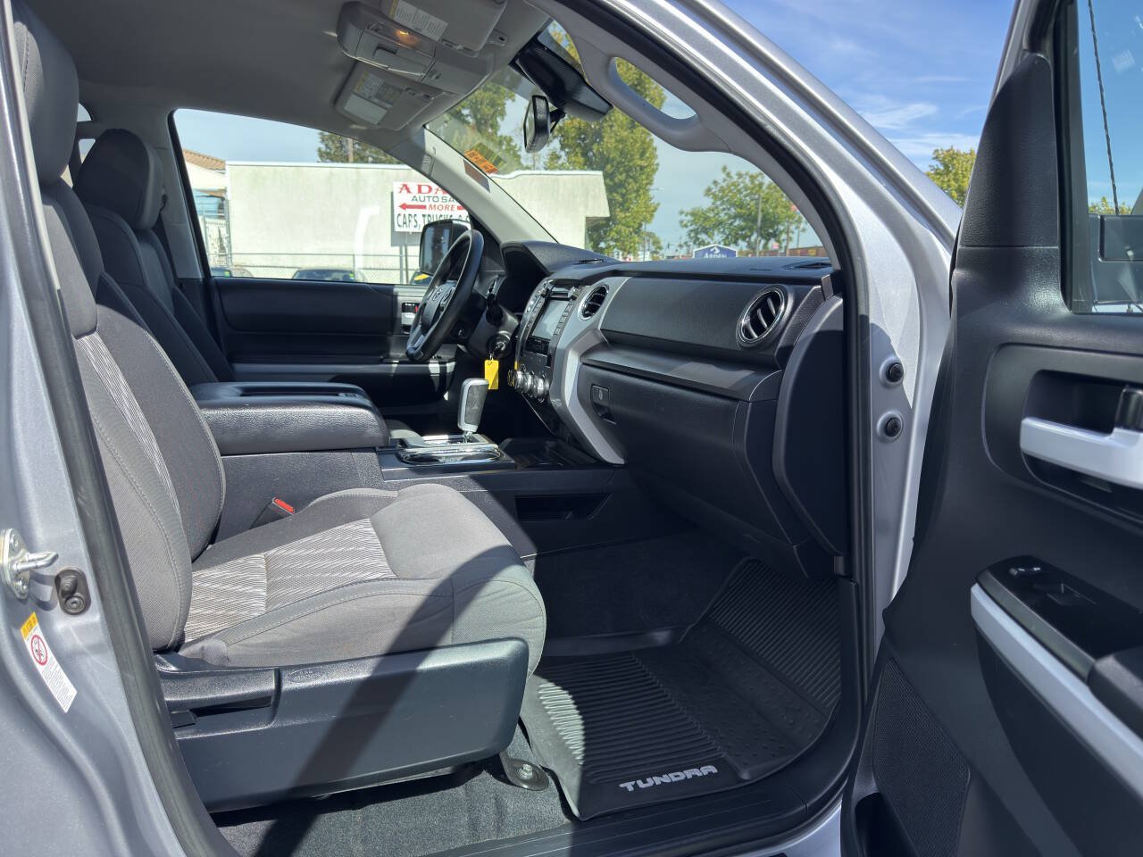 Used 2018 Toyota Tundra SR5 w/ TRD Off Road Package AWD/4WD image 13