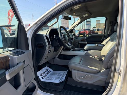 Used 2018 Ford F150 Lariat image 4