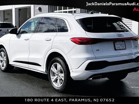 Used 2025 Audi Q5 Premium w/ Convenience Package AWD/4WD image 10