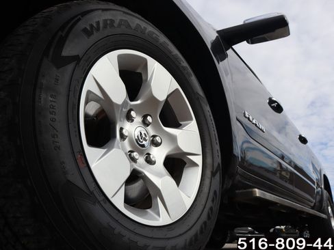 Used 2019 RAM 1500 Laramie image 12