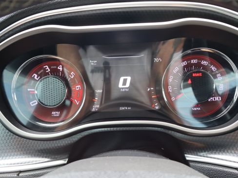 Used 2016 Dodge Challenger SRT Hellcat RWD image 21