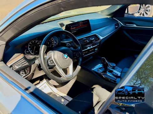 Used 2018 BMW 530e image 10