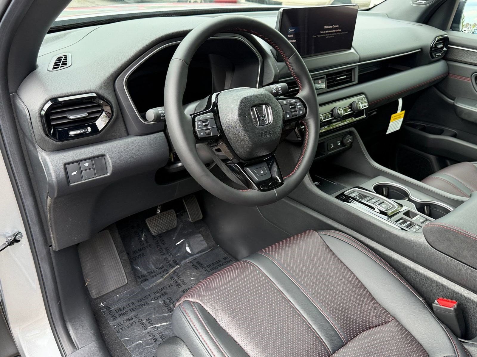 New 2026 Honda Pilot Black Edition image 4
