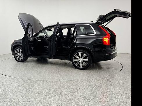 Certified 2024 Volvo XC90 T8 Ultimate w/ Protection Package Premier AWD/4WD image 12