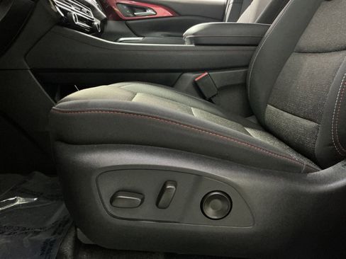 Used 2024 Chevrolet Traverse Z71 w/ Enhanced Driving Package AWD/4WD image 15