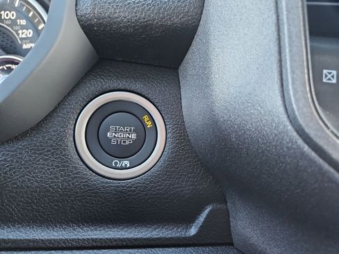 New 2026 RAM 2500 Tradesman AWD/4WD image 29