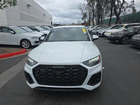 Used 2023 Audi Q5 2.0T Premium Plus w/ Premium Plus Package AWD/4WD image 2