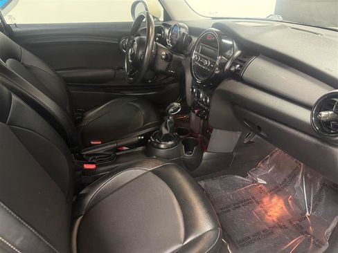 Used 2016 MINI Cooper 2-Door Hardtop FWD image 9