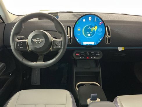 Certified 2025 MINI Cooper Countryman S image 9