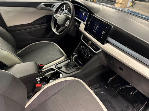 New 2026 Volkswagen Taos SE AWD/4WD image 15