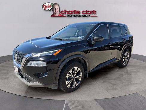 Certified 2023 Nissan Rogue SV FWD image 1