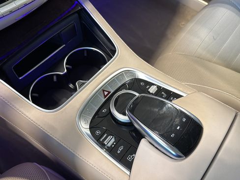 Used 2020 Mercedes-Benz S 560 4MATIC Sedan image 27