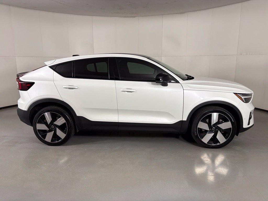 Used 2023 Volvo C40 P8 Recharge Ultimate w/ Protection Package Premier AWD/4WD image 9