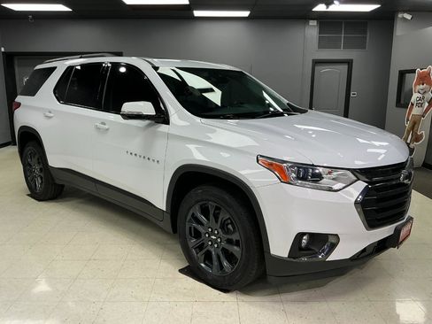 Used 2020 Chevrolet Traverse RS AWD/4WD image 2