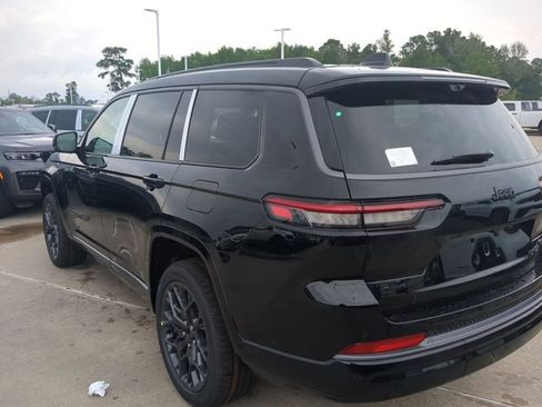 New 2026 Jeep Grand Cherokee L Summit AWD/4WD image 9