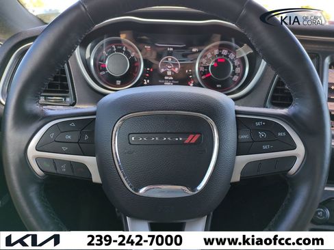 Used 2015 Dodge Challenger R/T Scat Pack w/ Leather Interior Group image 27