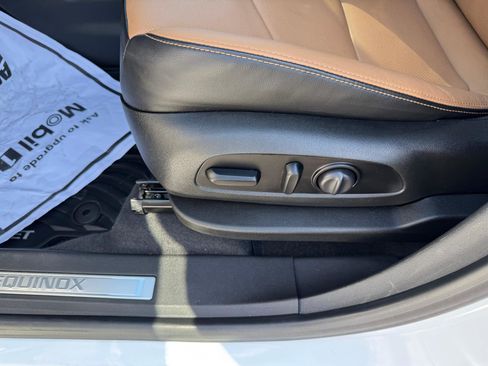 Used 2021 Chevrolet Equinox Premier image 12