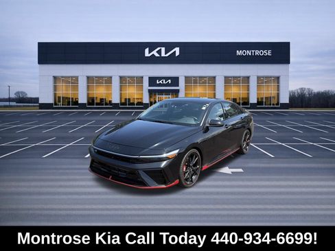 Used 2025 Hyundai Elantra N FWD image 1