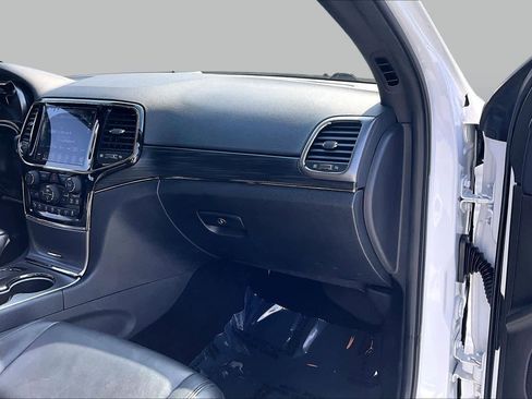 Used 2020 Jeep Grand Cherokee Limited X RWD image 18