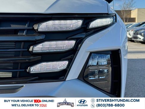 Used 2025 Hyundai Tucson SEL image 12