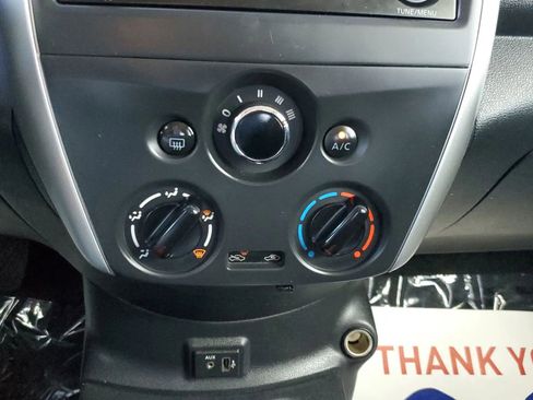 Used 2018 Nissan Versa SV image 13