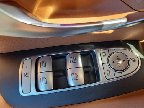 Used 2021 Mercedes-Benz E 450 Cabriolet image 15