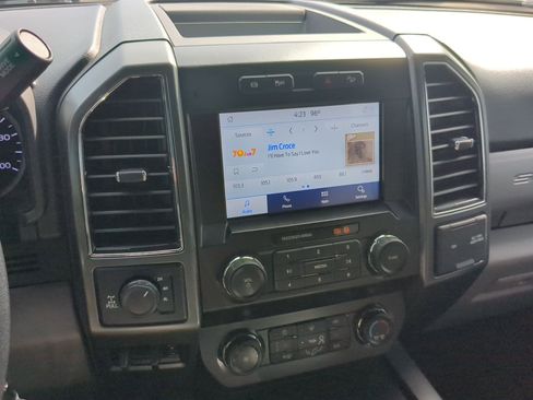 Used 2022 Ford F250 XLT w/ XLT Premium Package AWD/4WD image 20