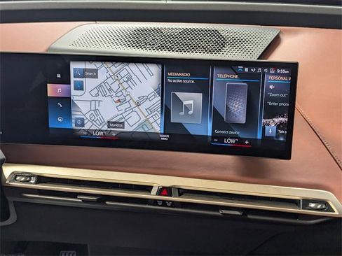 Used 2023 BMW iX xDrive50 w/ Sport Package image 9