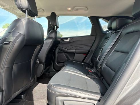 Used 2025 Ford Escape Platinum AWD/4WD image 12