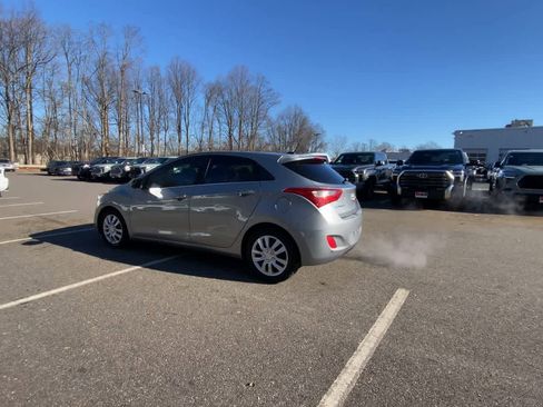 Used 2016 Hyundai Elantra GT image 12