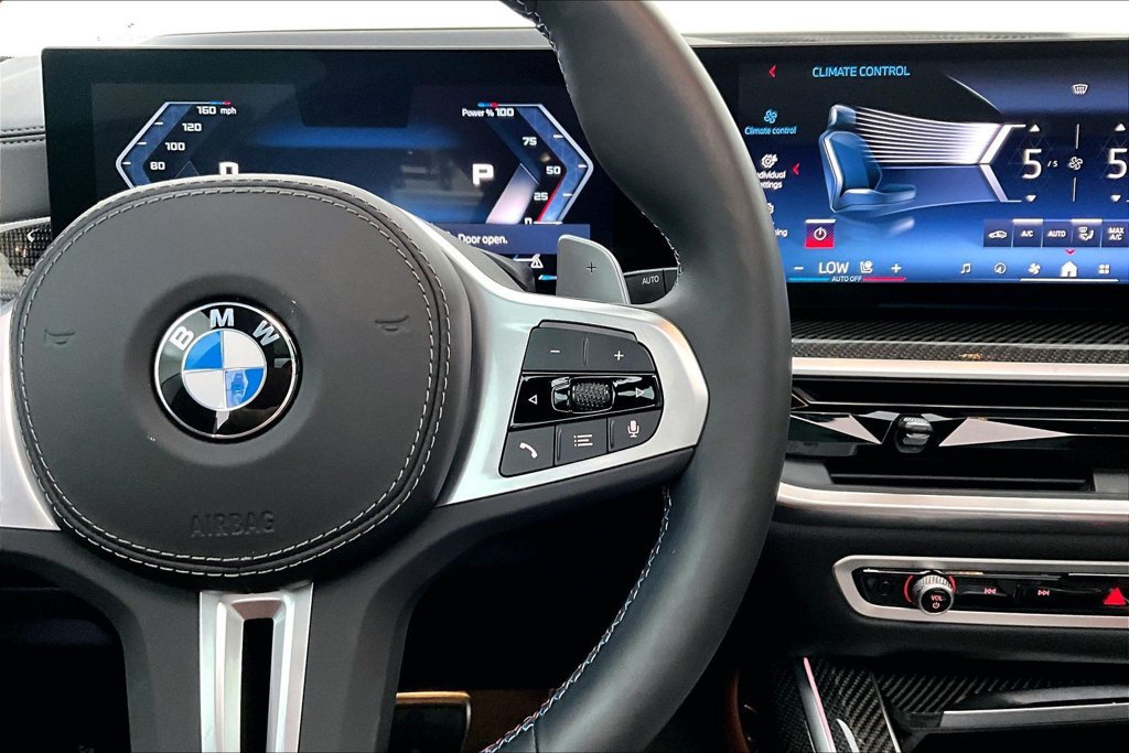 Used 2024 BMW X7 M60i AWD/4WD image 26