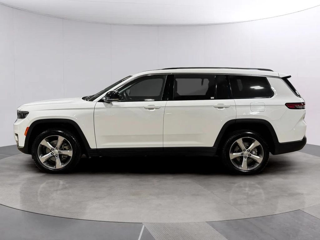 Used 2022 Jeep Grand Cherokee L Limited AWD/4WD image 6