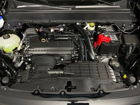 New 2025 Ford Maverick XLT w/ XLT Luxury Package image 9