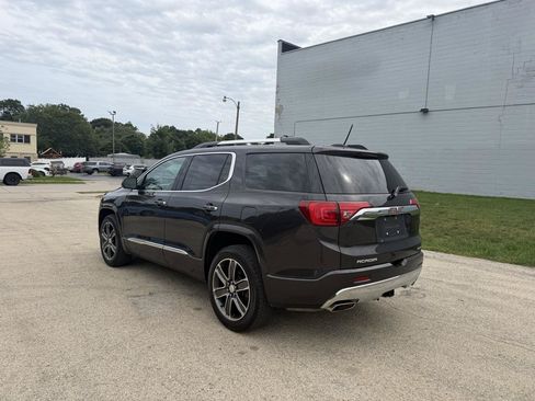 Used 2018 GMC Acadia Denali w/ Technology Package AWD/4WD image 5