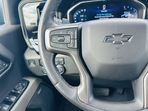 Used 2022 Chevrolet Silverado 1500 ZR2 w/ Technology Package image 22
