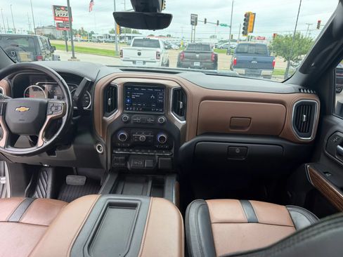 Used 2021 Chevrolet Silverado 2500 High Country w/ Z71 Off-Road Package AWD/4WD image 73