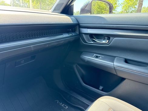 Used 2025 Honda CR-V Sport-L image 17