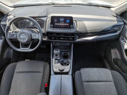 Used 2024 Nissan Rogue SV AWD/4WD image 14