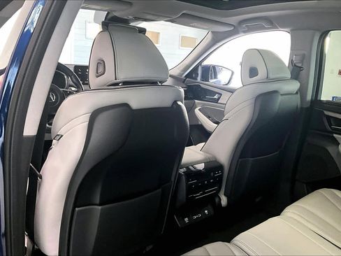 Used 2022 Acura MDX SH-AWD w/ Advance Package image 11
