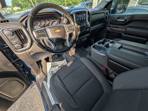 Used 2023 Chevrolet Silverado 2500 LT AWD/4WD image 15