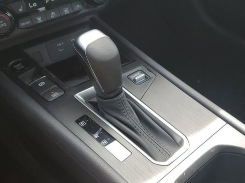 New 2026 Nissan Kicks SV w/ SV Premium Package image 31