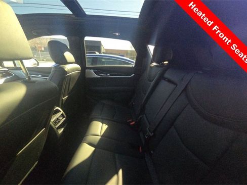 Used 2025 Cadillac XT5 Premium Luxury image 11