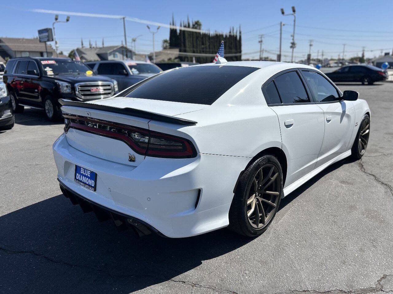 Used 2019 Dodge Charger Scat Pack w/ Dynamics Package RWD image 6